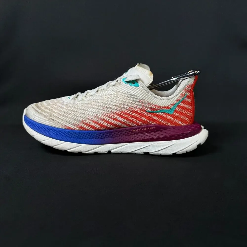 Hoka One One hoka one